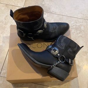 Matisse black booties